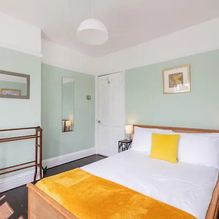 Danehurst - * Pickering